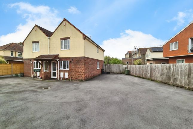 Old Street, North Somerset BS21 3 bed semi
