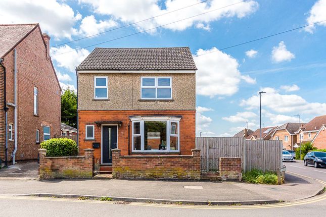 Wharf Road, Higham Ferrers NN10 3 bed detached house for sale