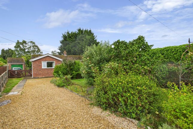 Low Road, King's Lynn PE34 2 bed detached bungalow for sale