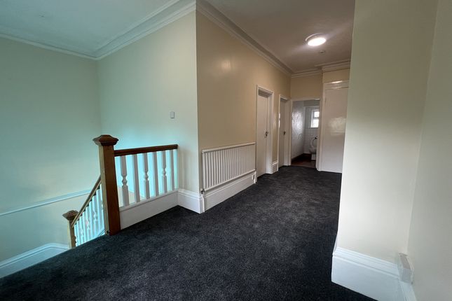 Thorne Road, Doncaster, DN1 4 bed semi