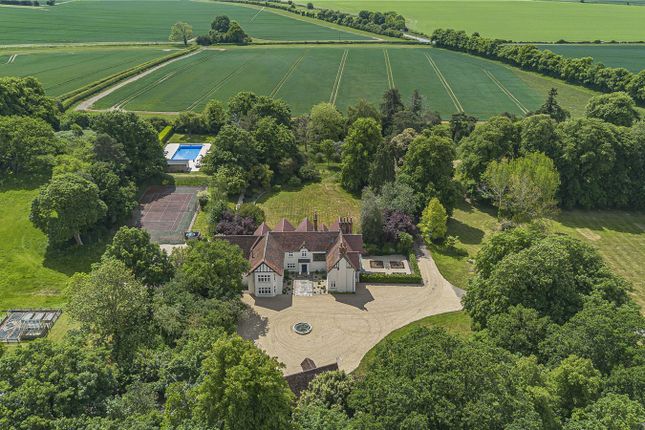 6 bed detached house