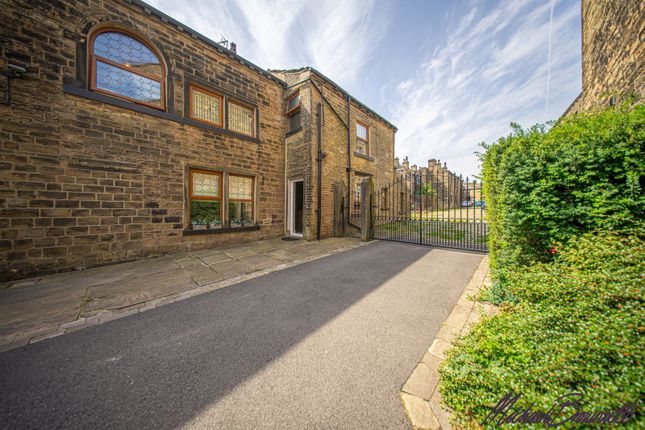 Highgate Road, Bradford BD13 4 bed terraced house for sale