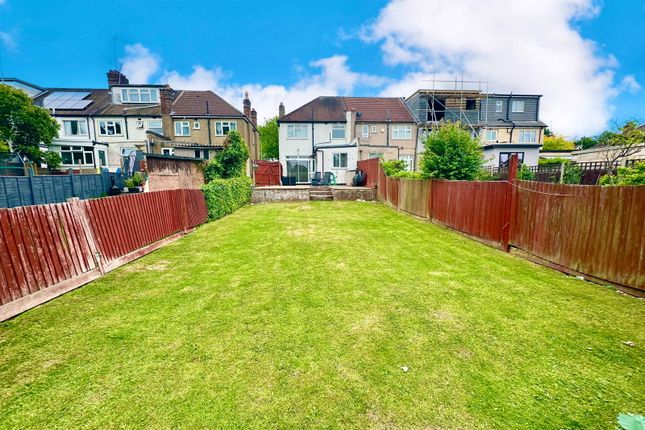 Colin Crescent, London NW9 3 bed end of terrace house for sale