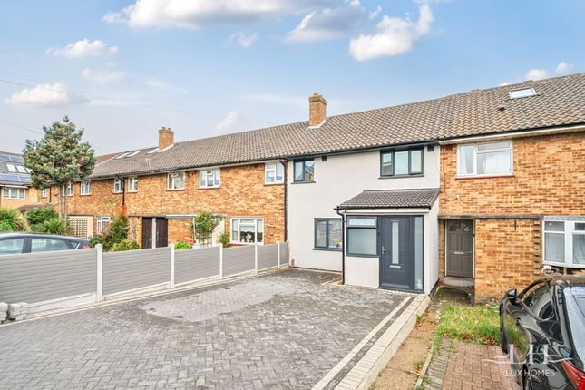 Beamway, Dagenham 3 bed terraced house for sale