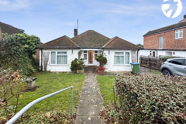 St. Martins Drive, Eynsford, Kent, DA4 3 bed bungalow for sale