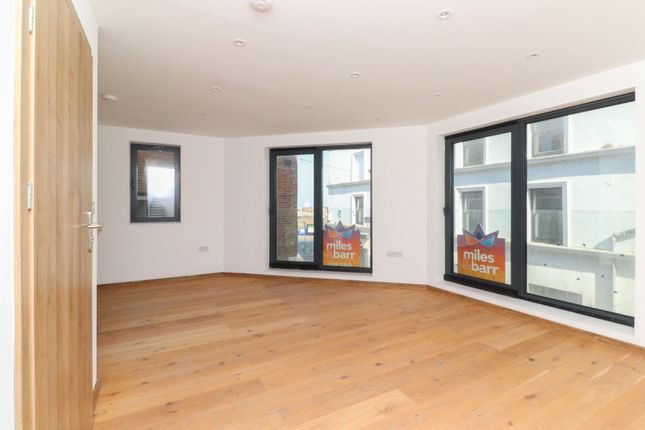 5a Duke Street, Margate, Kent, CT9 1 bed flat for sale
