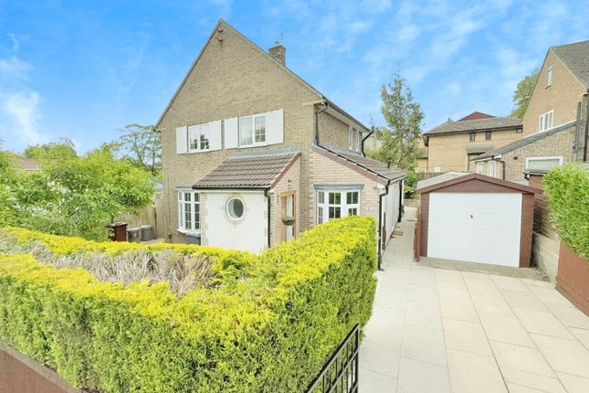 Newlands, Farsley, Pudsey 3 bed house for sale