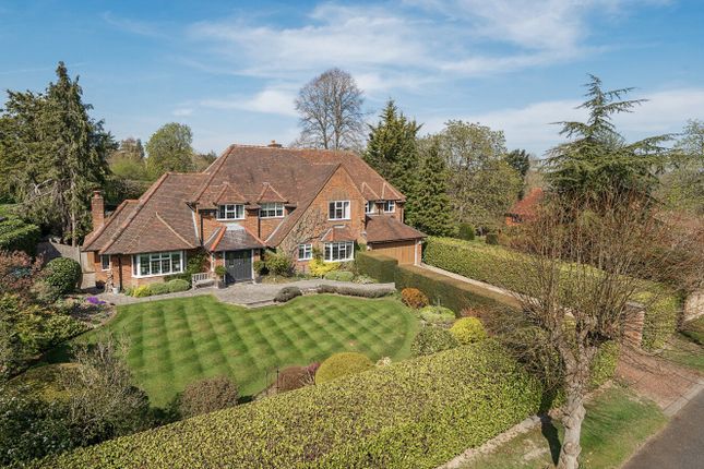 Hillcrest Waye, Gerrards Cross... 5 bed detached house for sale