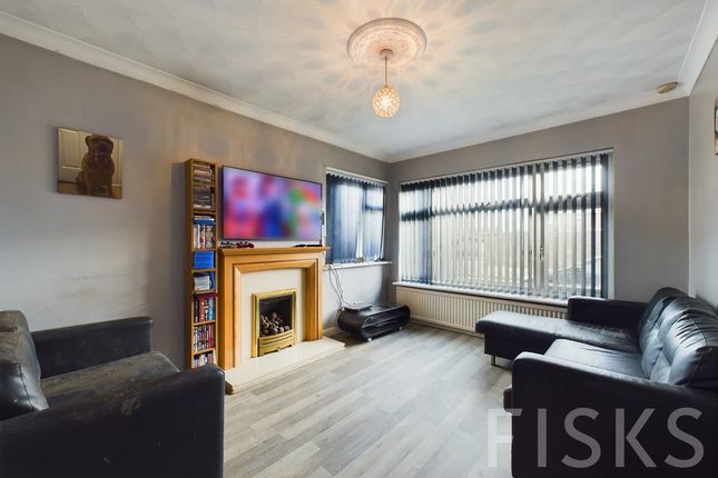 Gafzelle Drive, Canvey Island, SS8 1 bed bungalow for sale