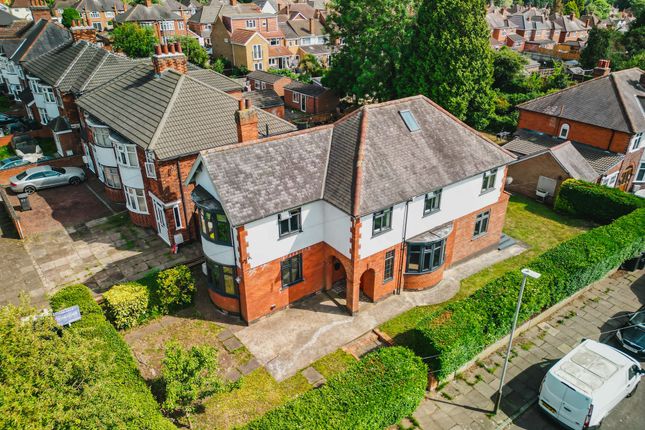 Trueway Road, Evington, LE5 5 bed detached house for sale