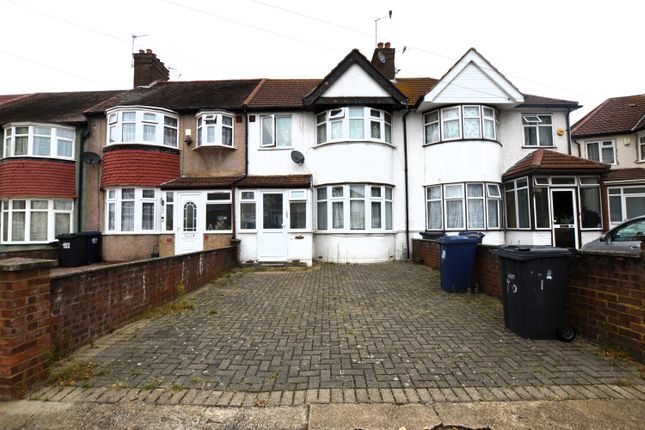 Ascot Gardens, Southall 3 bed terraced house for sale