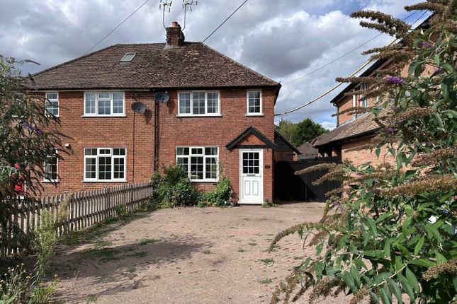 Beech Tree Road, Holmer Green, High... 3 bed semi