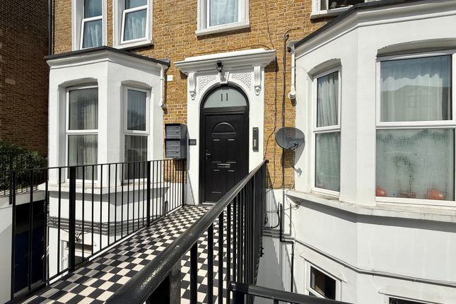 2 bed flat