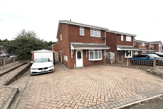 Greenwood Park, Hednesford, Cannock 3 bed detached house for sale