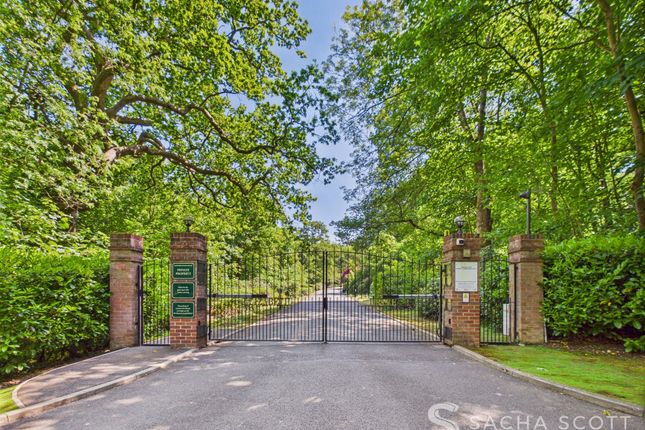 Elizabeth Drive, Elizabeth House... 2 bed apartment for sale