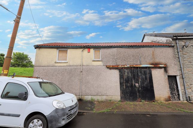 Treorchy CF42 1 bed coach house for sale