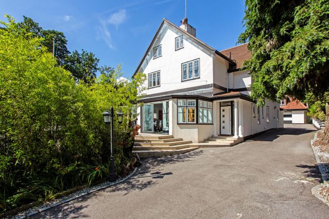 6 bedroom house for sale
