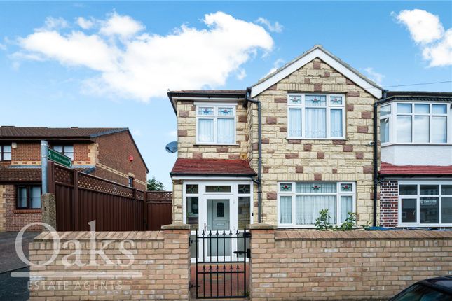 Lilian Road, Streatham Vale 3 bed end of terrace house for sale