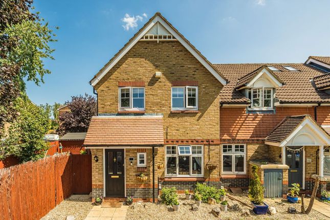Frampton Road, Hounslow TW4 3 bed end of terrace house for sale