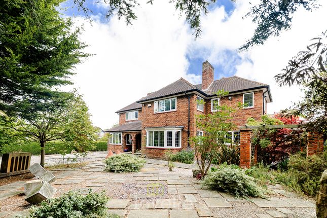 Queens Parade, Cleethorpes DN35 4 bed detached house for sale
