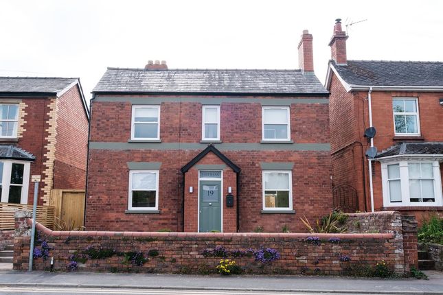 3 bedroom detached house for sale