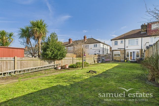 Rowan Crescent, Streatham Vale, SW16 3 bed end of terrace house for sale