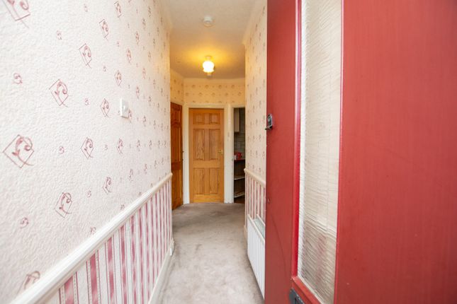 2 bed maisonette