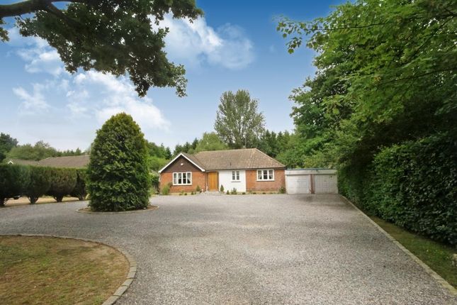 THE GLADE, FETCHAM, KT22 2 bed detached bungalow for sale