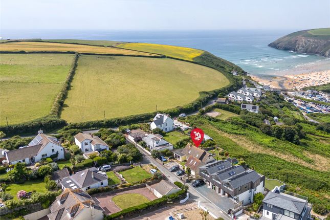 Mawgan Porth, Newquay, Cornwall, TR8 4 bed detached house for sale