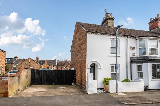 Howbury Street, Bedford 2 bed end of terrace house for sale