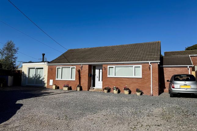 3 bedroom detached bungalow for sale