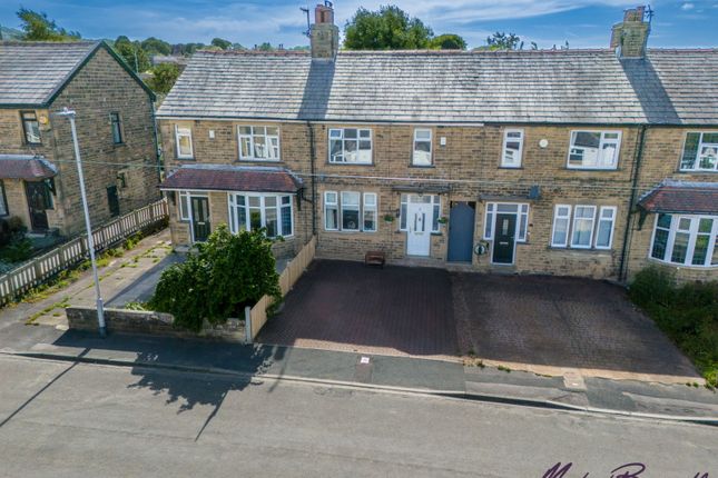 Crestville Road, Bradford BD14 3 bed terraced house for sale