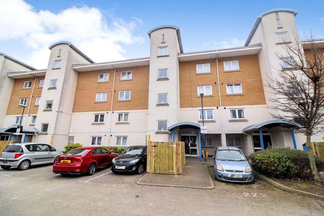 Macarthur Close, Erith, DA8 2 bed flat for sale