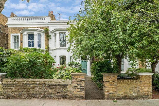 Ashchurch Grove, London, W12 4 bed terraced house for sale