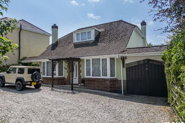 3 bed detached bungalow