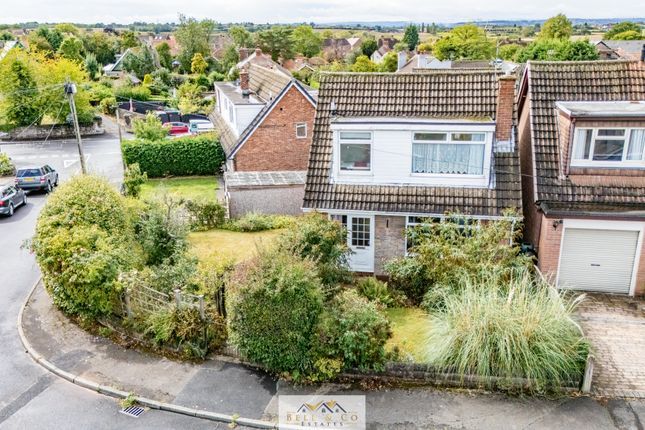 Southfarm Avenue, Sheffield S26 3 bed detached house for sale