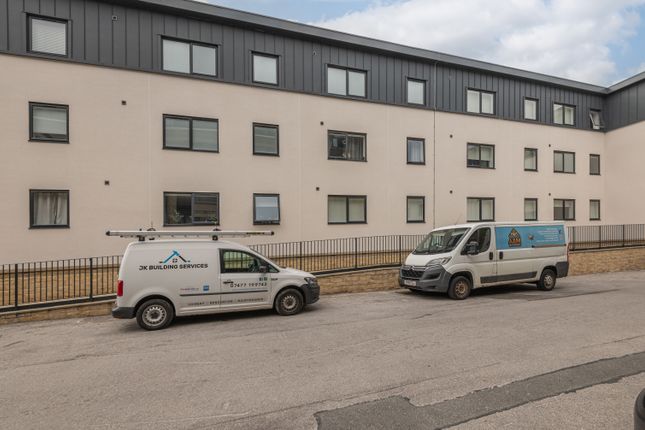 Bingley Road, Bradford BD9 1 bed flat for sale