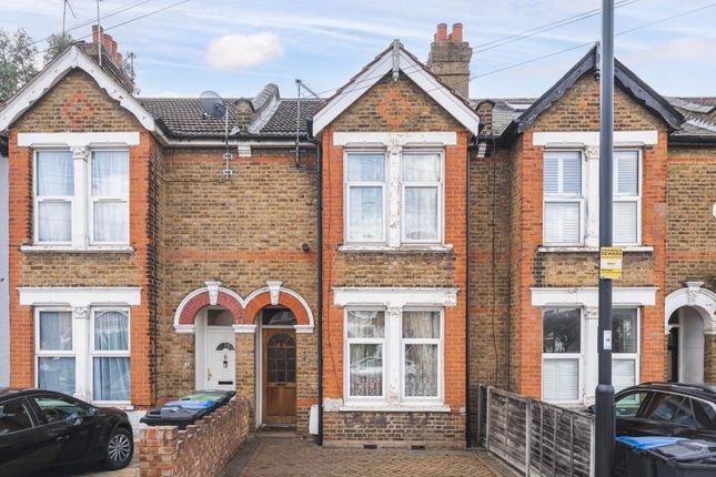 Durants Road, Enfield 3 bed terraced house for sale