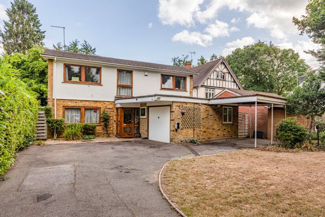 Dartnell Park Road, Surrey KT14 4 bed detached house for sale