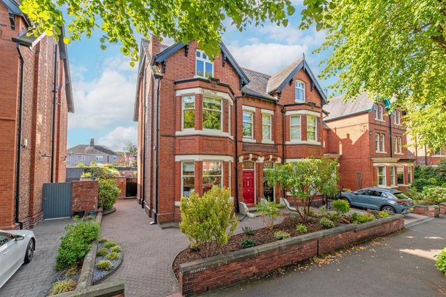 Grappenhall Road, Stockton Heath... 5 bed semi