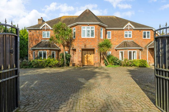 7 bedroom house for sale