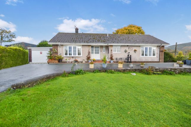 Carno, Caersws, Powys, SY17 3 bed bungalow for sale