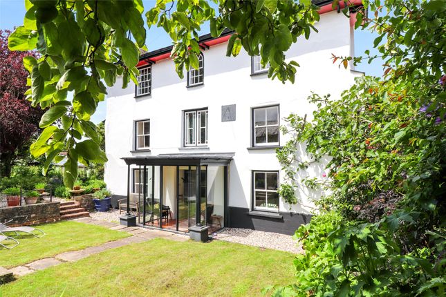 The Square, Chulmleigh, Devon, EX18 5 bed detached house for sale