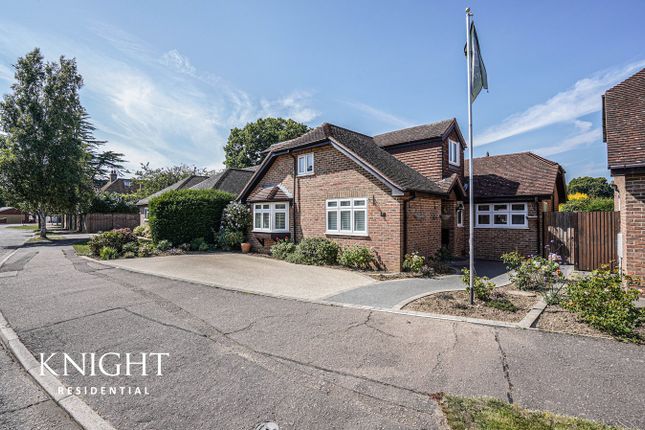 4 bedroom chalet for sale