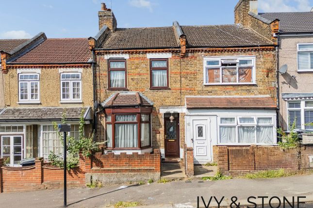 Fairfield Road, Walthamstow, E17 2 bed semi