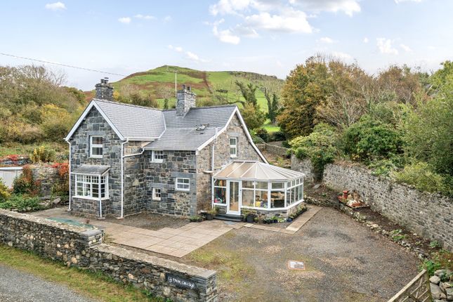 Tywyn, Gwynedd, LL36 3 bed detached house for sale