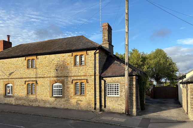 Stalbridge, Sturminster Newton 3 bed semi