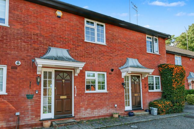 Athlone Close, Radlett WD7 2 bed terraced house for sale