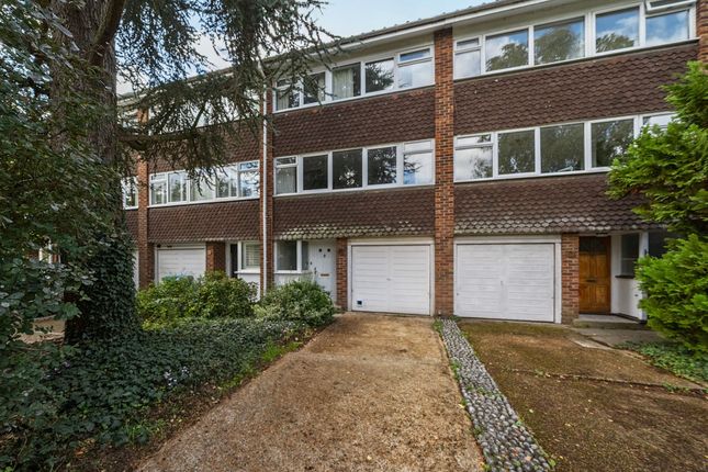 Breamwater Gardens, Richmond, TW10 4 bed terraced house for sale