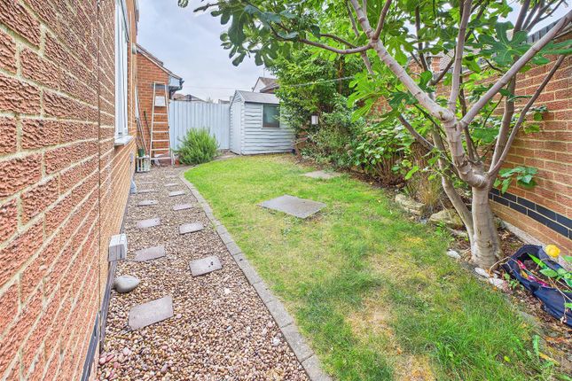 1 bedroom semi-detached house for sale